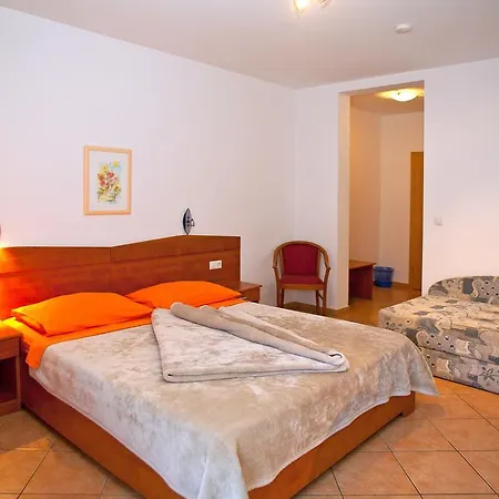 Adria Maison d'hôtes Malinska