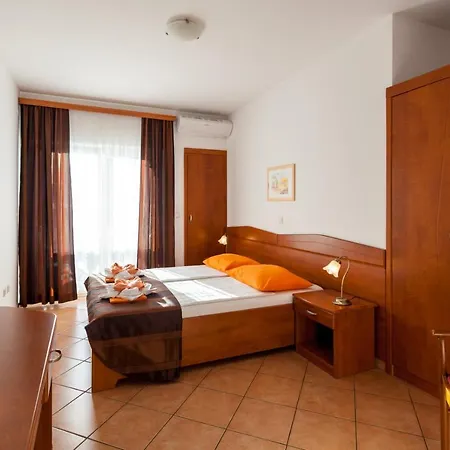 Adria 4* 말린스카