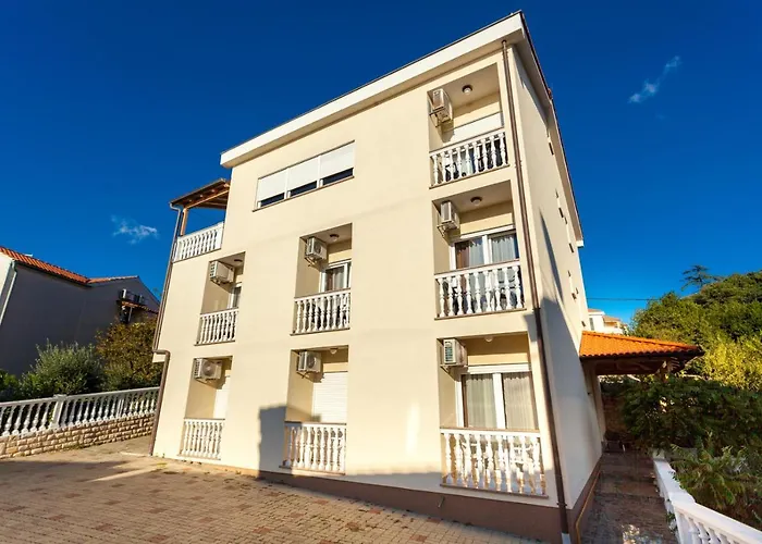 Pensión Adria Malinska