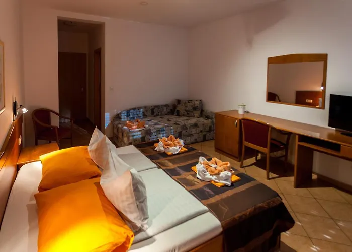 Adria Pensión Malinska